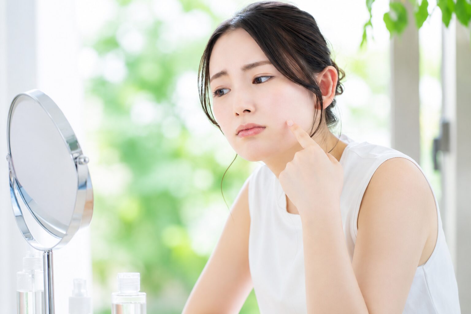 女性専門院でカウンセリングを受ける女性